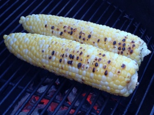 Grilled corn for topping the gazpacho